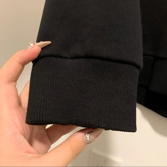 Givenchy sweater - Picture 4 of 8